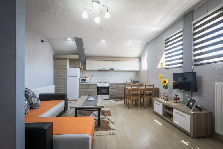 G Apartment