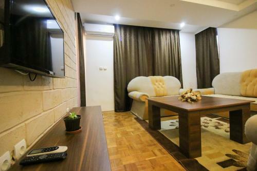 Darni Apartment