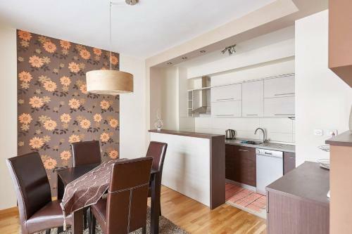 Luxury Apartment - "city Eye"