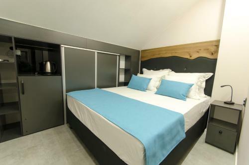 Hostal Ara