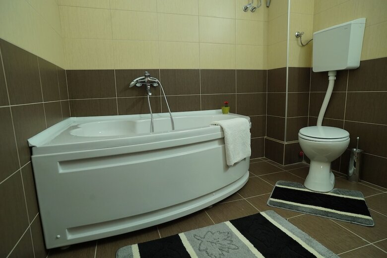Hostel Log Inn