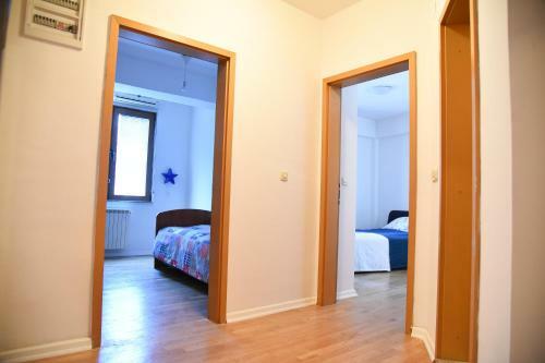 Quiet, Bright And Cozy Apartment Near The Center
