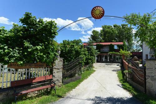 Apartment In Antique Museum Filip