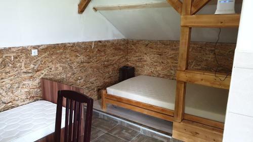 Hostel Trnovski Vetar