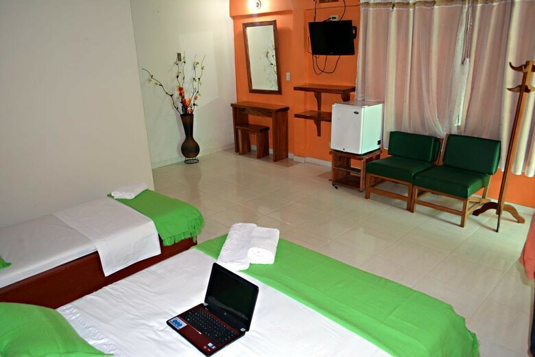 Hotel Caba�as Yakuruna