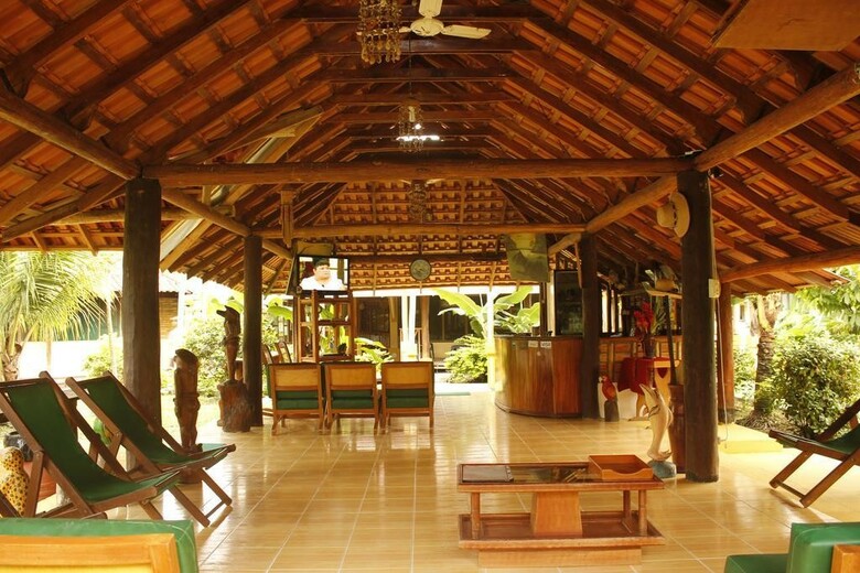 Hotel Caba�as Yakuruna