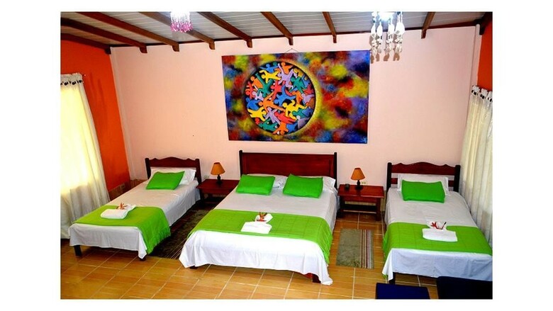 Hotel Caba�as Yakuruna