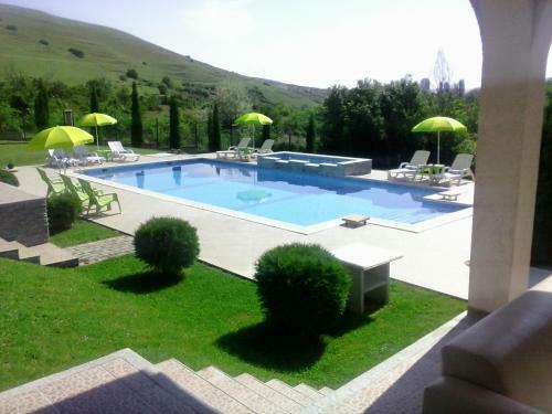 Villa Bis