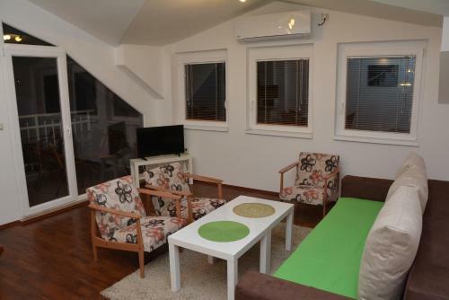 Apartamento Lukanov Promenade By The Lake