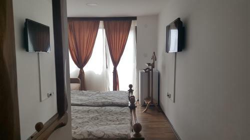 Hostal Villa Srma