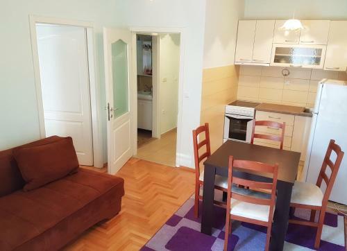 Mira Apartment