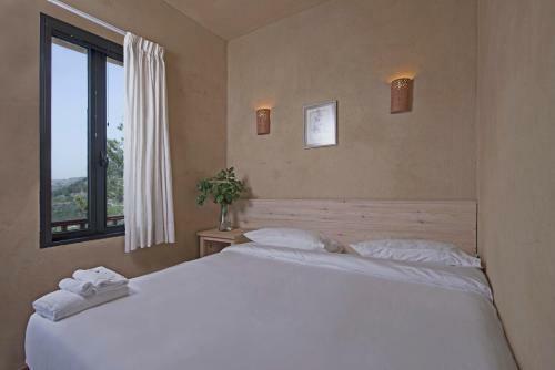 Hotel Bkerzay
