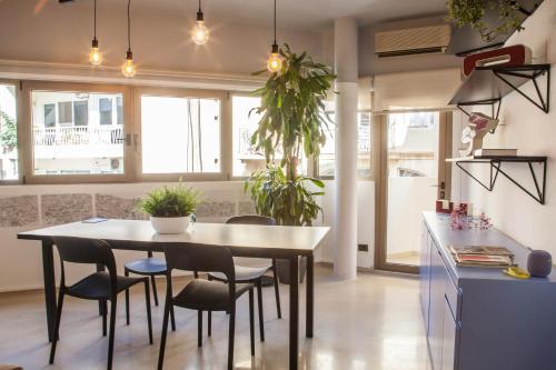 Gemmayze 1bd Apartment