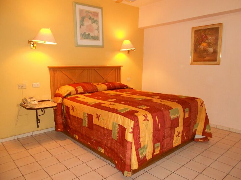 Hotel Suites Kino
