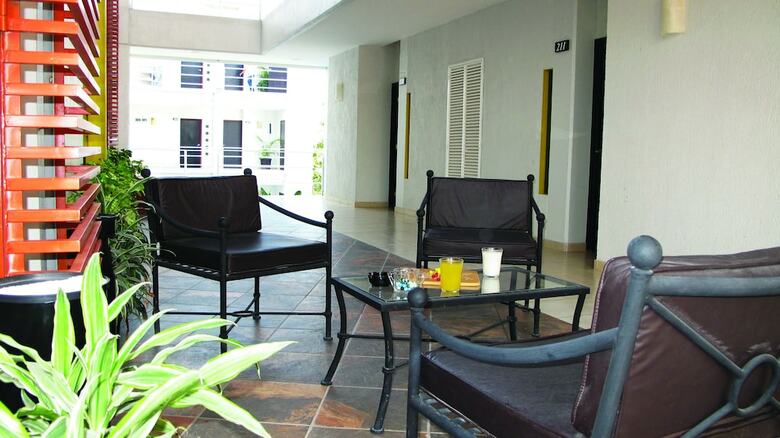 Rs Suites Hotel