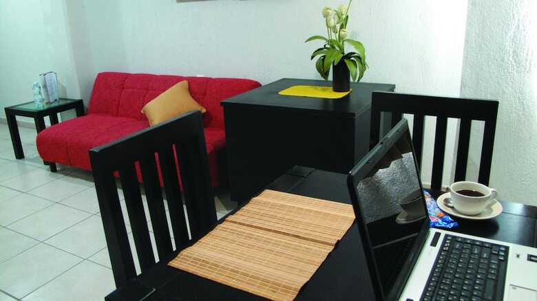 Rs Suites Hotel