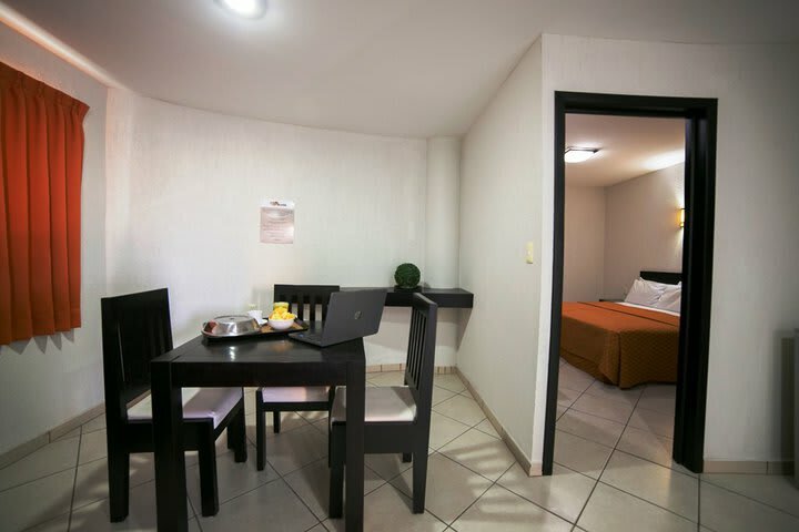 Rs Suites Hotel