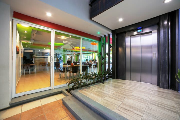 Rs Suites Hotel