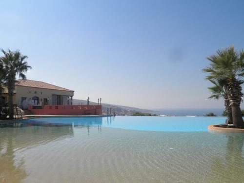 Hotel Batroun Village Club