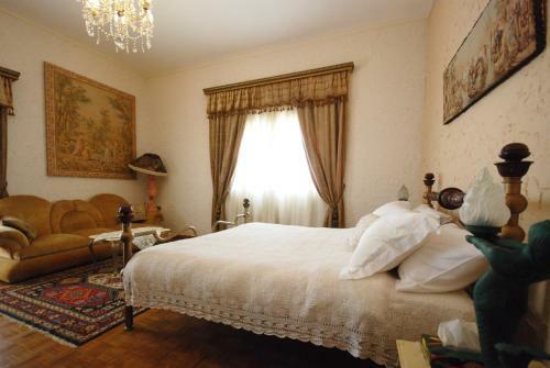 Chateau Des Oliviers Boutique Hotel