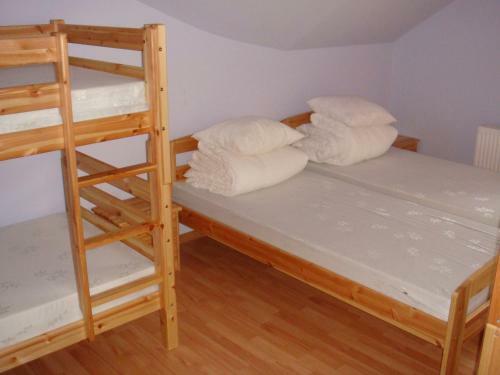 Hostal Guest House Kalnu P?poli