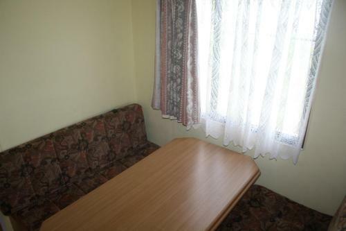 Hostal Guest House Kalnu P?poli