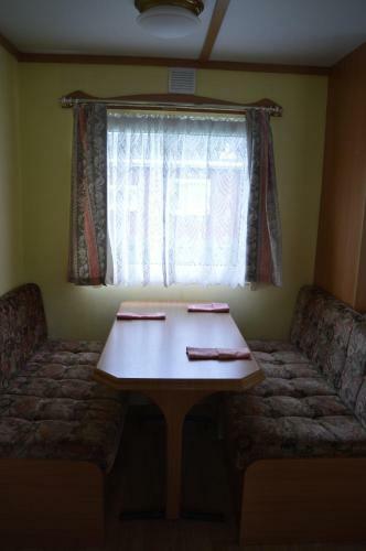 Hostal Guest House Kalnu P?poli