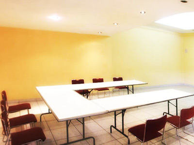 La Fuente Hotel & Suites