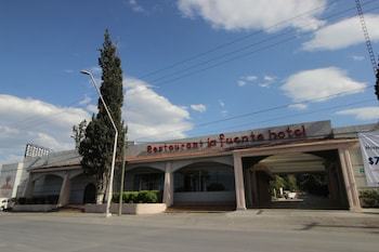 La Fuente Hotel & Suites