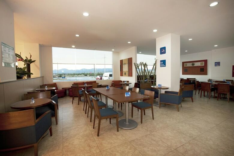 Hotel One Saltillo Derramadero