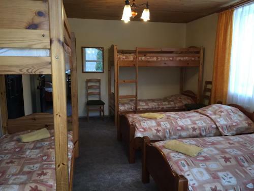 Posada Stren?i Guesthouse