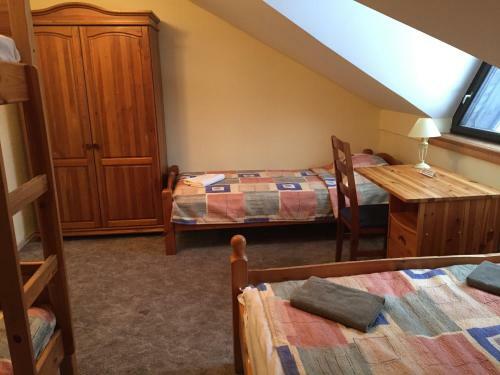 Posada Stren?i Guesthouse