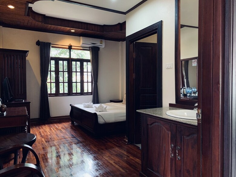 Bed & Breakfast Maison Vongprachan Hotel