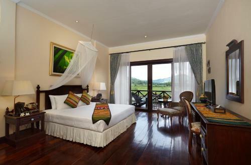 Hotel Santi Resort & Spa