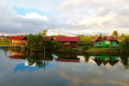 Hostal Phosy Thalang Guesthouse