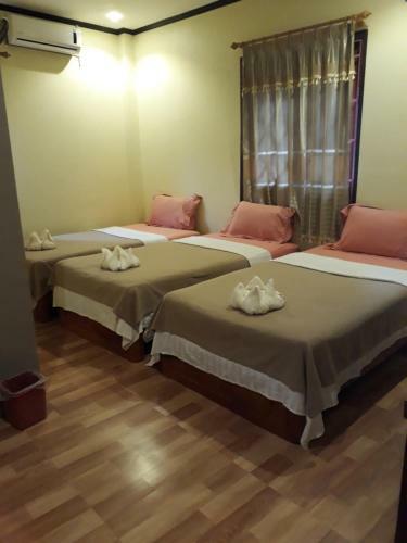 Hostal Thip Phavan Guesthouse