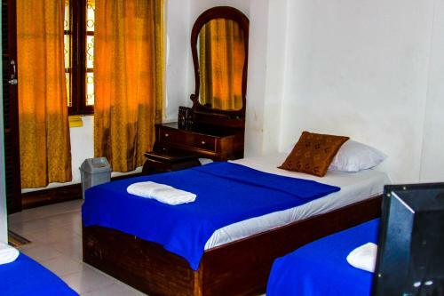Albergue Croissant D'or Guestroom By Avalon B&B