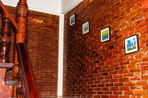 Albergue Croissant D'or Guestroom By Avalon B&B