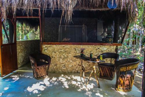 Cavelands In The Jungle