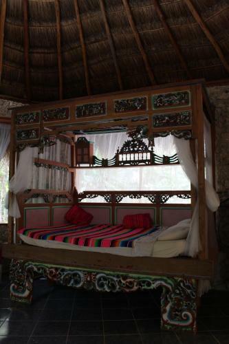 Cavelands In The Jungle