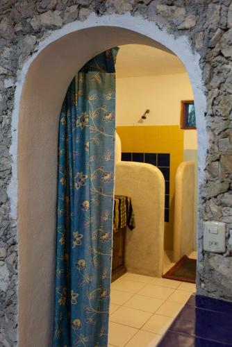 Cavelands In The Jungle