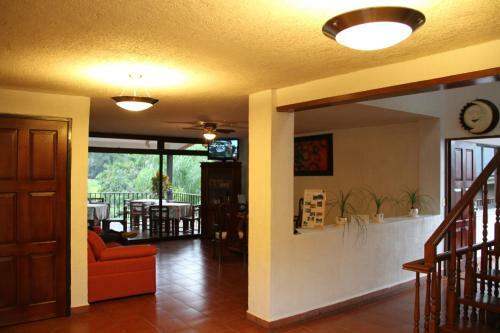 Hotel Quinta Del Sol