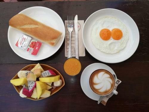 Hostal Tingkham Guesthouse