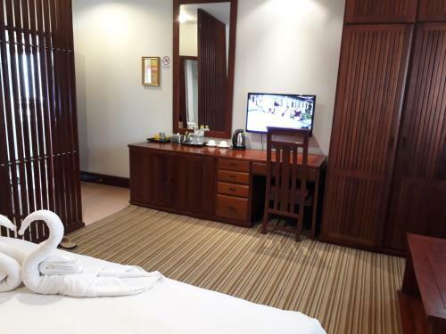 Charming Lao Hotel