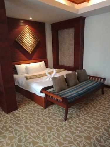Charming Lao Hotel