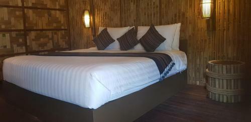 Hotel Namkat Yorla Pa Resort