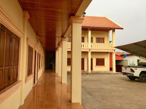 Hotel Meechaleun Guesthouse