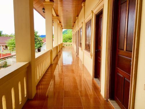 Hotel Meechaleun Guesthouse