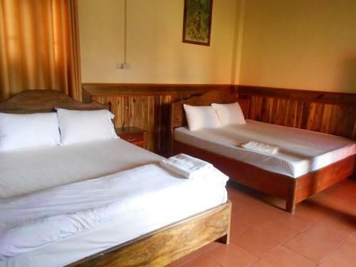 Hostal Zuela Guesthouse