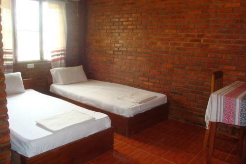 Hostal Zuela Guesthouse